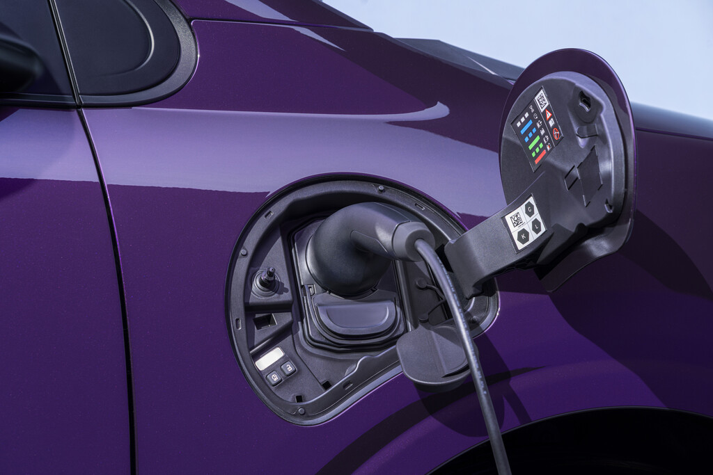 Nissan Pixo.