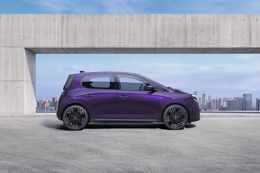 Nissan Pixo.
