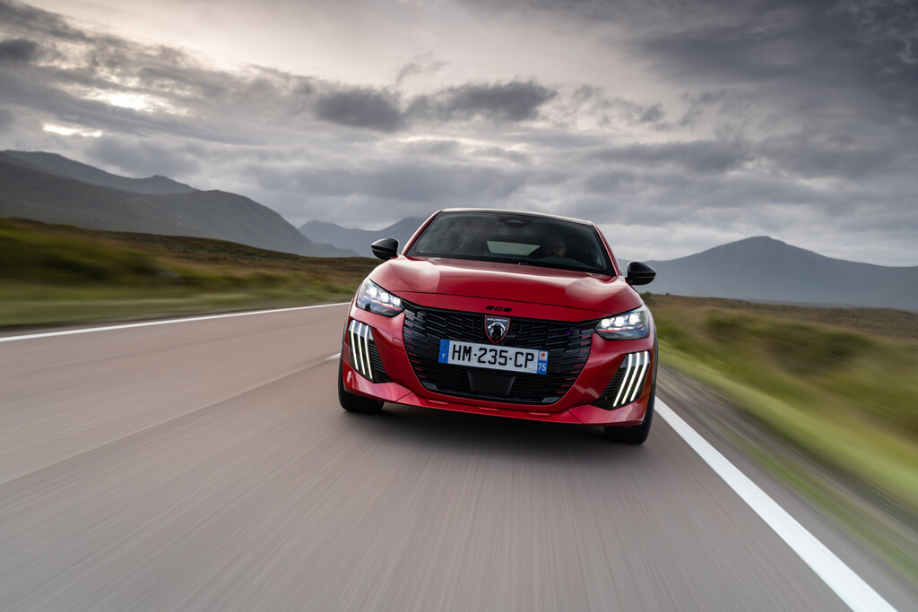Peugeot e-208 GTi.