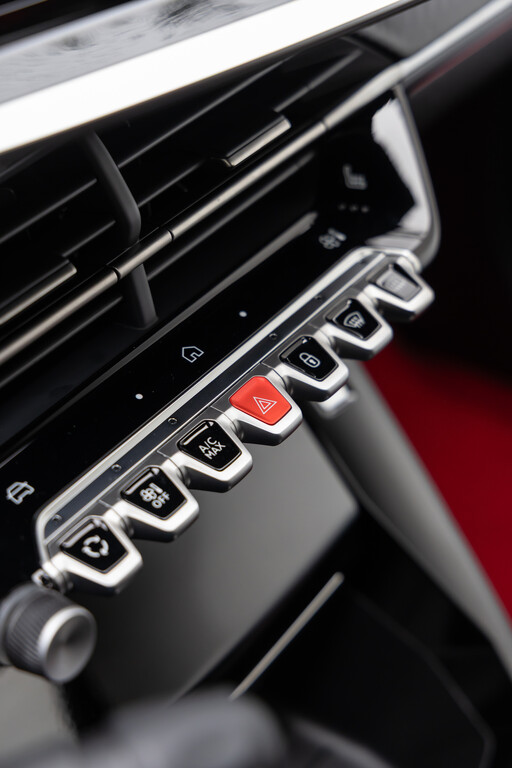 Peugeot e-208 GTi.