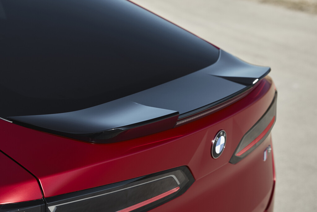 BMW iX4 M60 x-Drive.