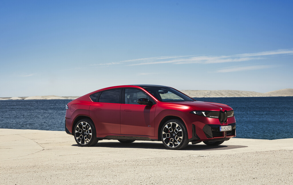 BMW iX4 M60 x-Drive.
